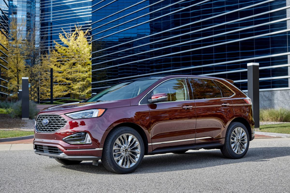 2021 Ford Edge Trunk Space and Other Interior Features