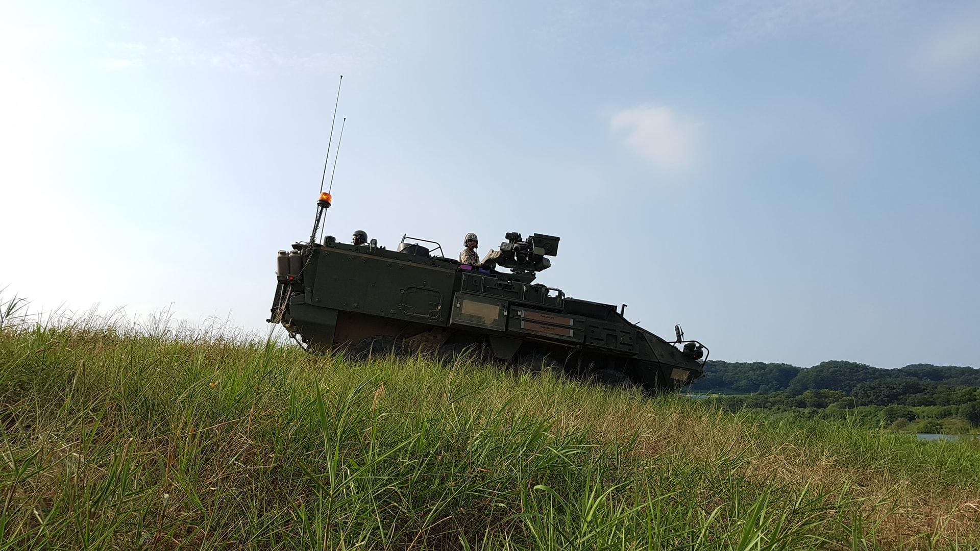 美国海军陆战队正在取代他们的轻型装甲车辆。