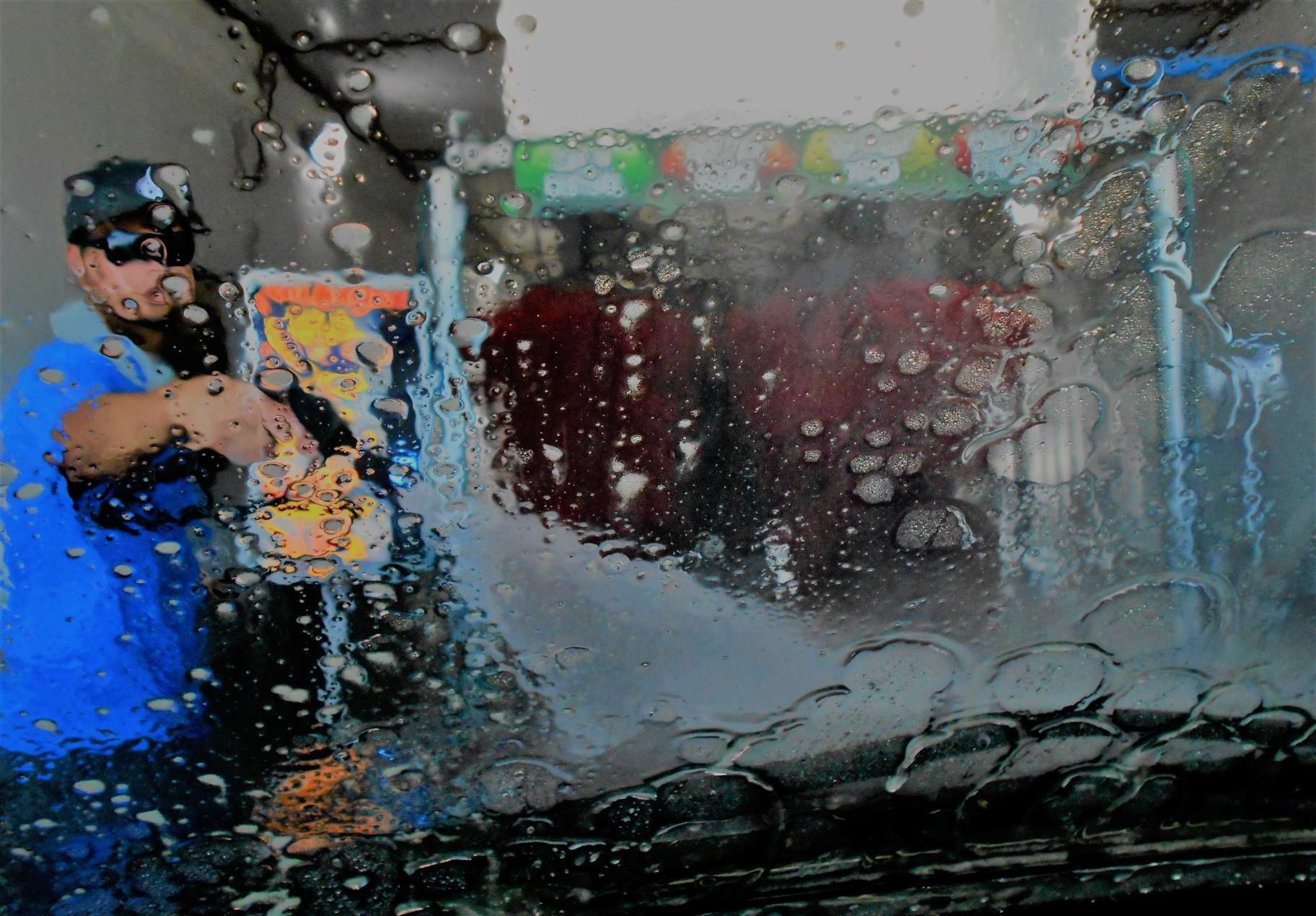 雨林洗车在克利夫兰不是你正常洗车。