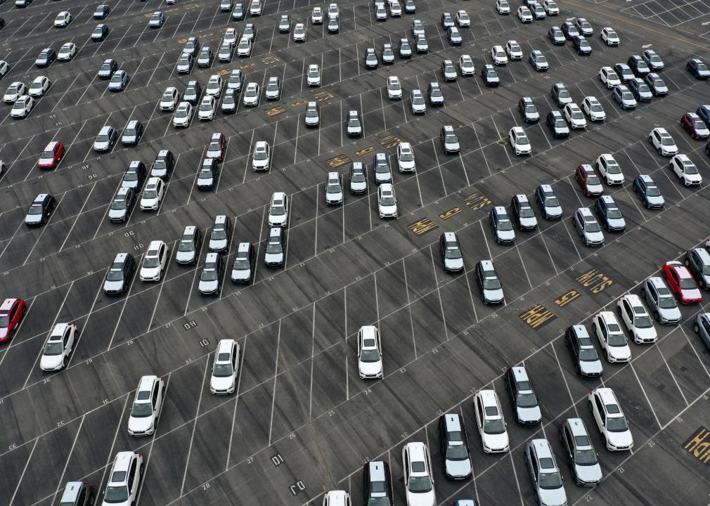 Birds eye view of a car parking lot.