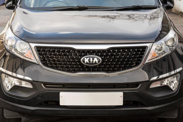 Kia will let you test drive your new car at home.