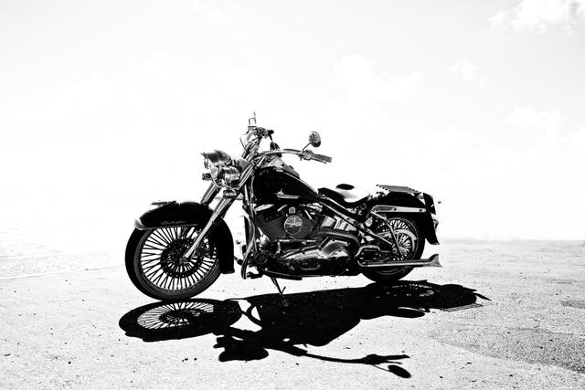 Black-and-White-Motorcycle.jpg