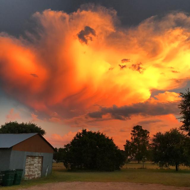 A sunset over Salado, TX