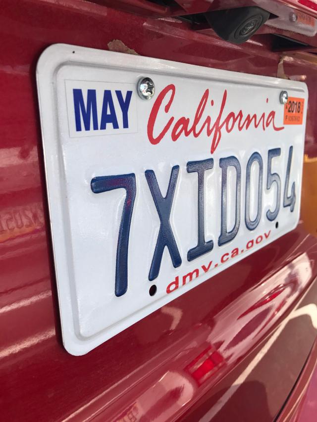 california-license-plate-frames.jpg
