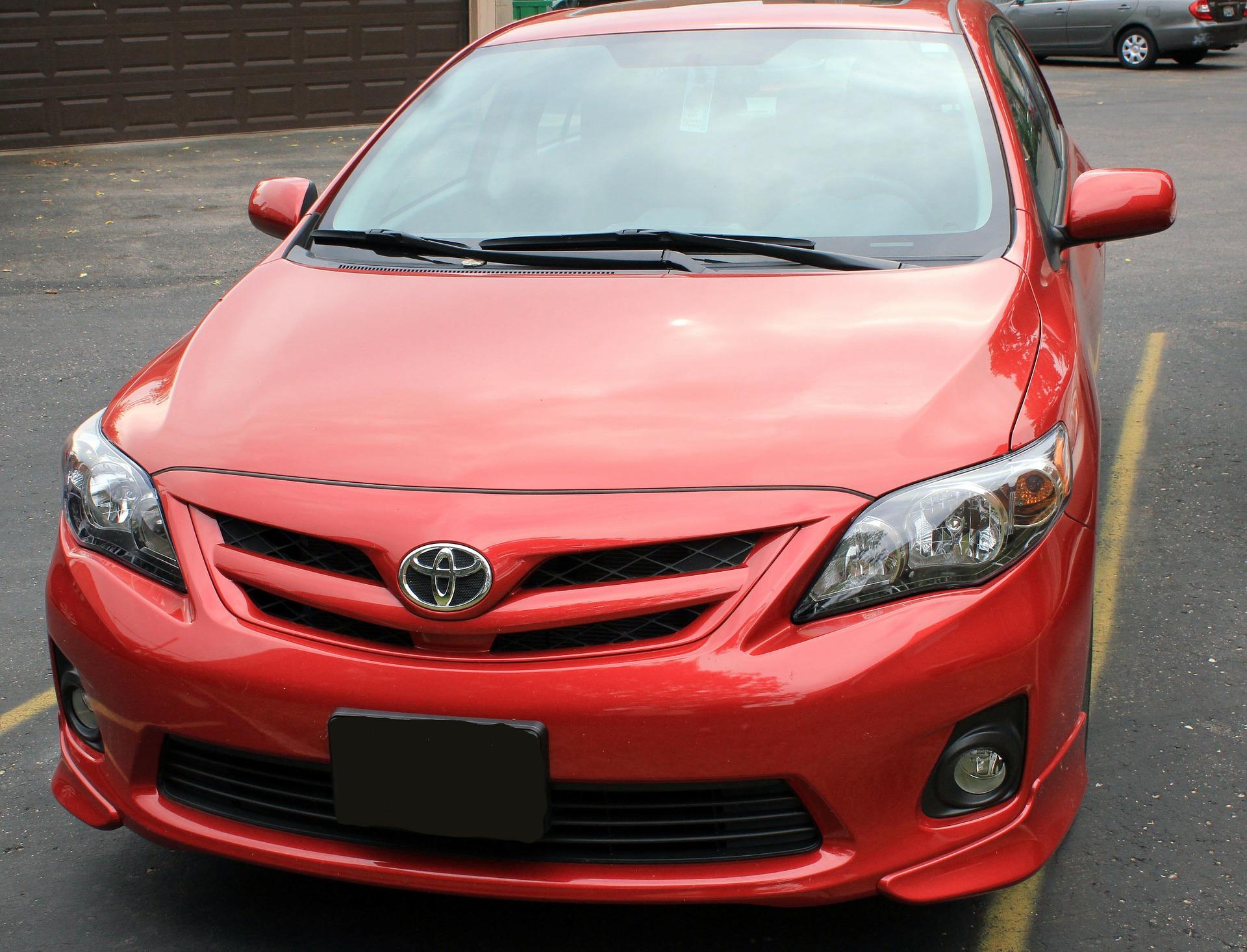 The Toyota Corolla offers a better asking price and fuel mileage than the RAV4, but fewer features.