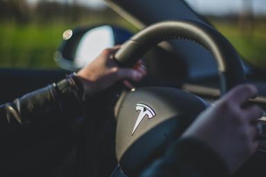 Tesla Lease vs. Loan: What to consider