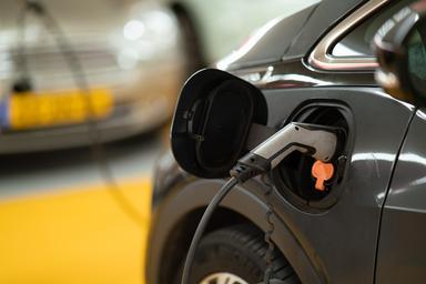 Is It a Good Idea to Lease an Electric Car?
