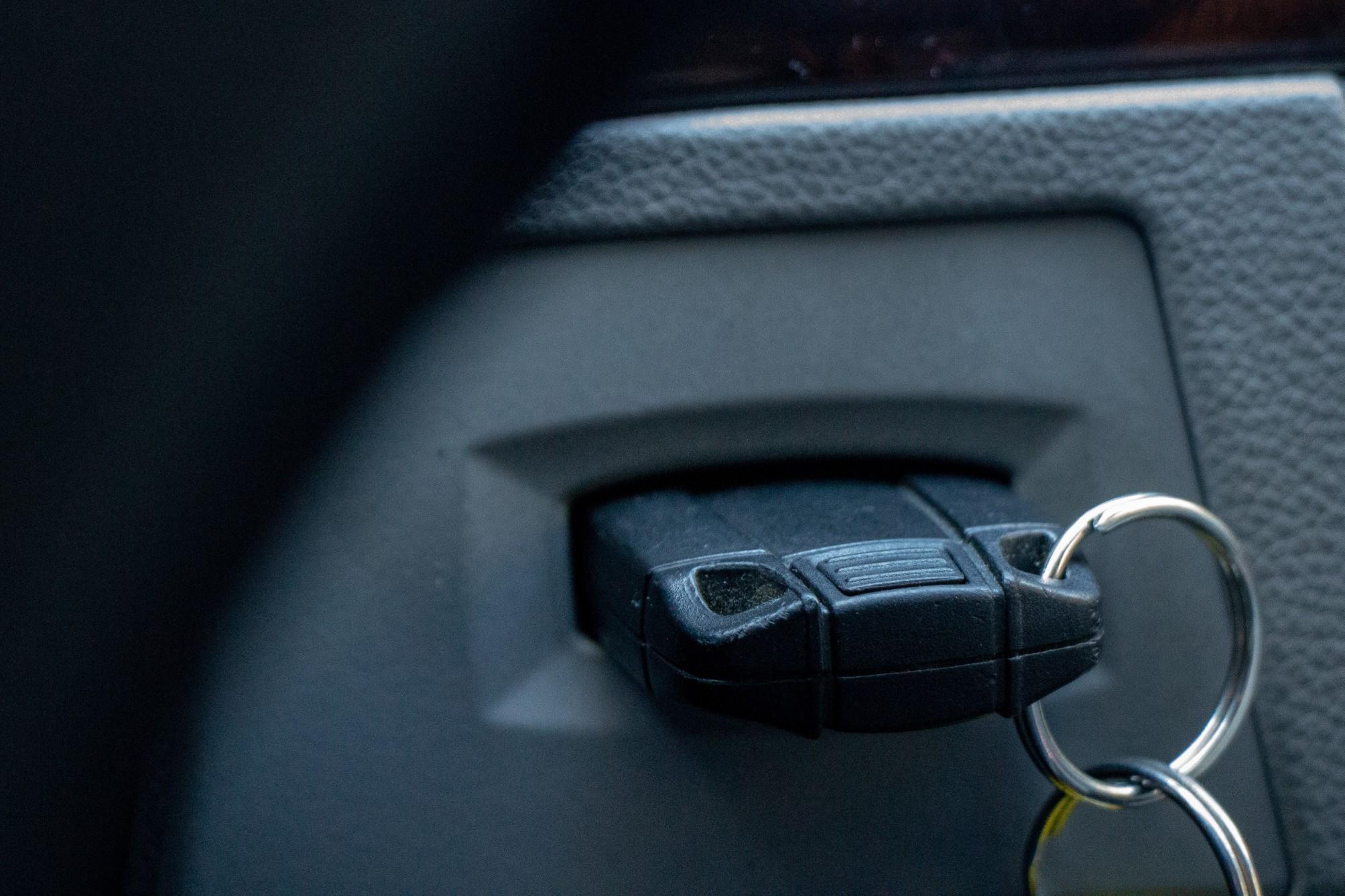Thieves are using unknown technology to break into cars.