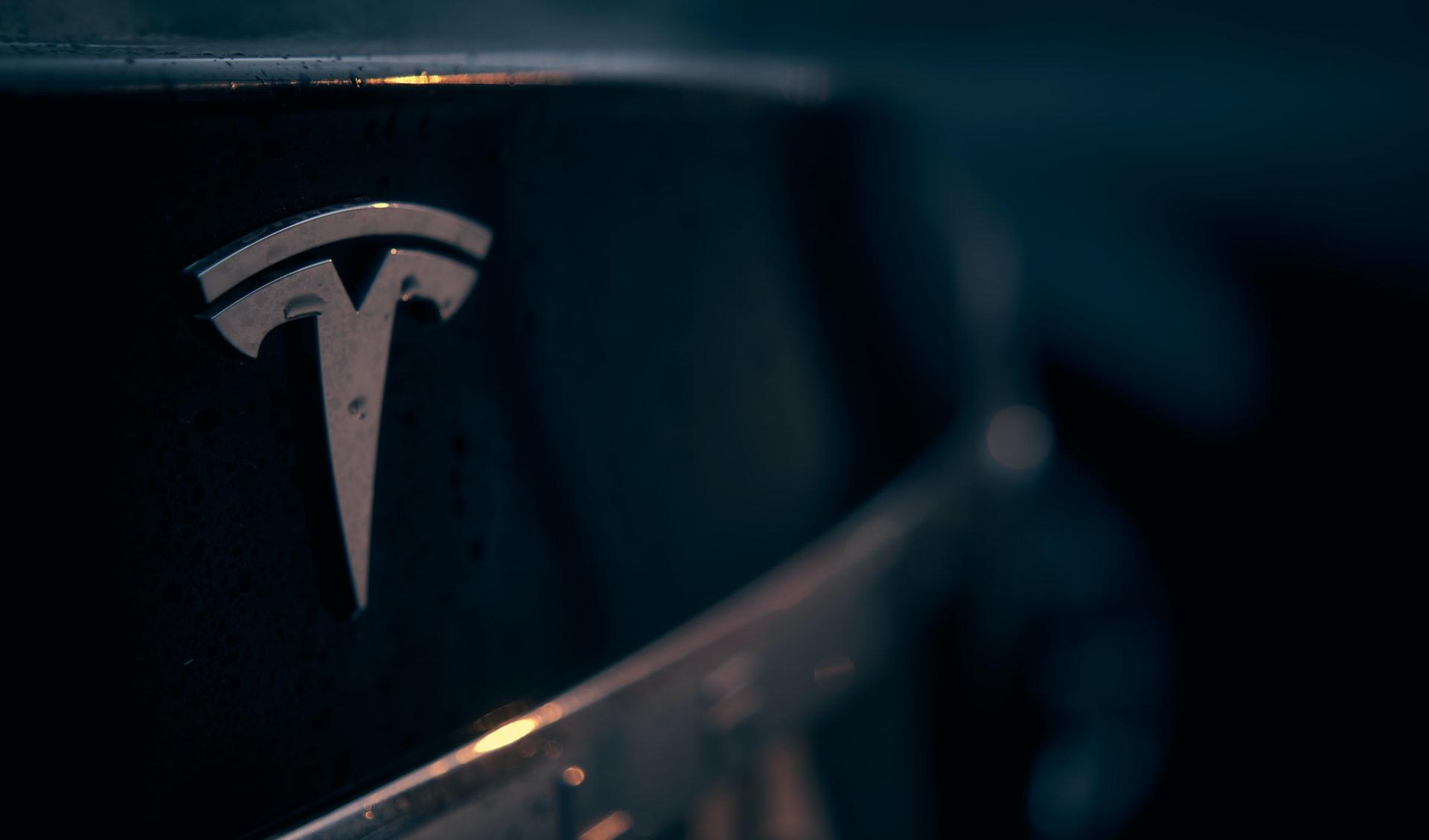 Tesla is looking to sell car insurance in Texas.